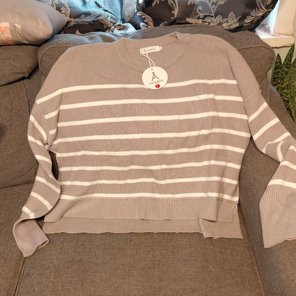 anrabess Sweaters - Women's ANRABESS Grey & White Striped Crew Neck Sweater Size L
